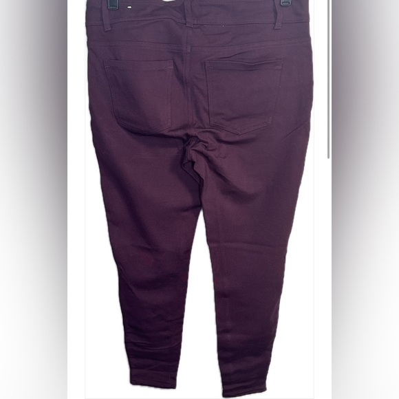 Maurices Moroon Jegging Size M Short - Picture 2 of 6